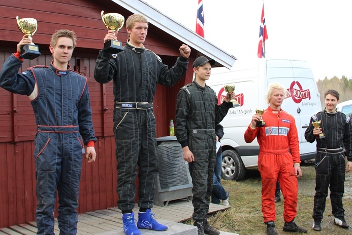 http://wwwcrosskartno.mamutweb.com/Resource/File/0/img_0254.jpg